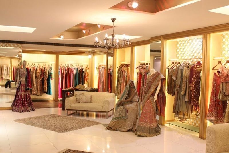 Roopali Fashion